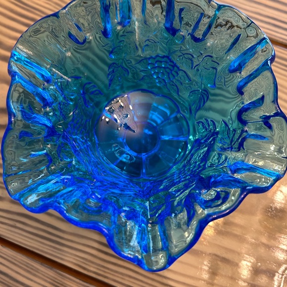 Beautiful Blue Westmorland Ruffled Compote bowl 4” - Picture 5 of 10